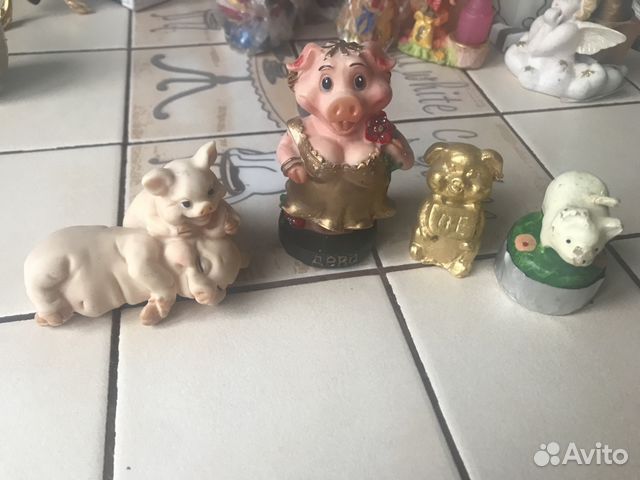 Статуэтки/свечки/сувениры