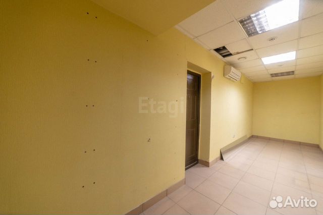 Продам торговое помещение, 350 м²