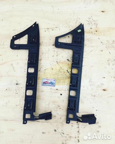 Кронштейн заднего бампера левый Passat B6