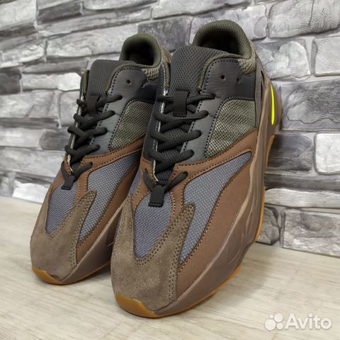 Кроссовки Adidas 700 B75576 Кроссовки Adidas 700 B75576