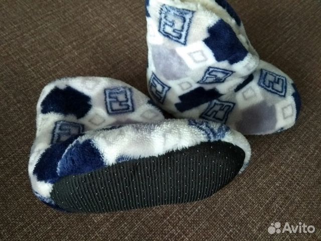 Новые плюшевые тапочки Новые плюшевые тапочки