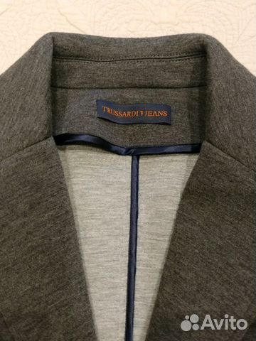 Продаю оригинальный пиджак Trussardi. Р.48 Продаю оригинальный пиджак Trussardi. Р.48