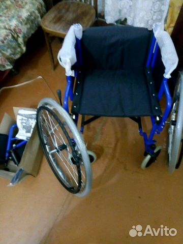 Инвалидная каляска облегчённая с надувными колёсам