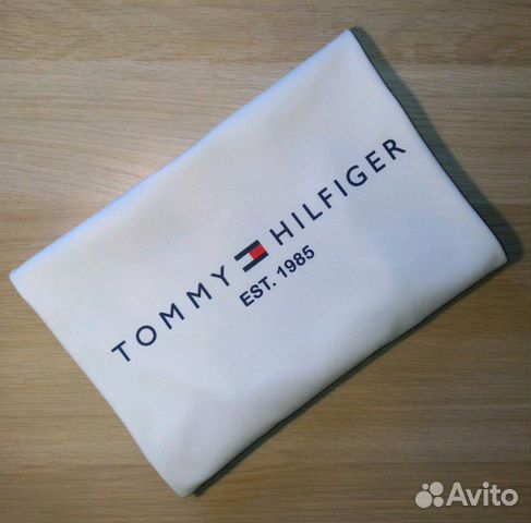Женская футболка Tommy Hilfiger Женская футболка Tommy Hilfiger