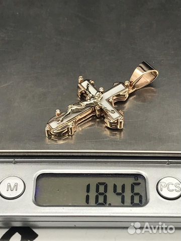 Золотой крест с бриллиантами