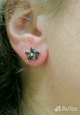Сережки-гвоздики новые