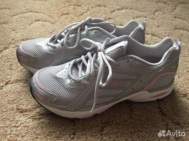 Кроссовки женские Reebok Кроссовки женские Reebok