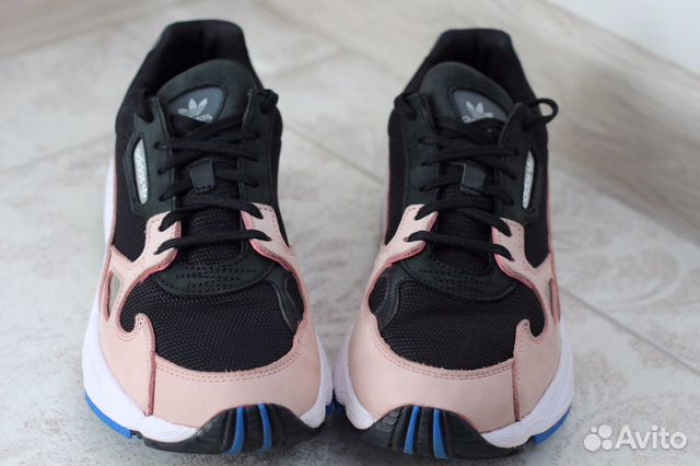 Кроссовки Adidas Falcon Кроссовки Adidas Falcon