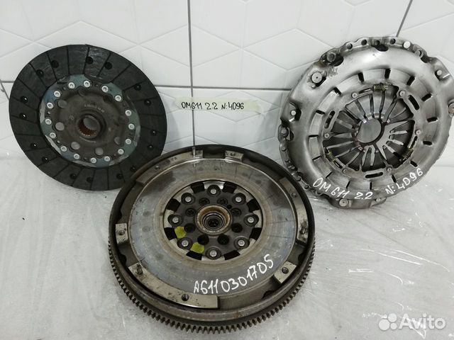 Маховик демпфер Mercedes Vito 2.2 CDI A6110301705