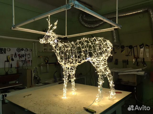 Новогодний олень гирлянда