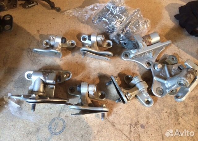 Петли дверей Mercedes w164 x164 w251 ML GL R