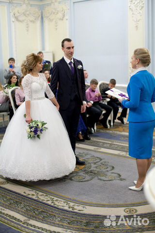 Свадебное платье