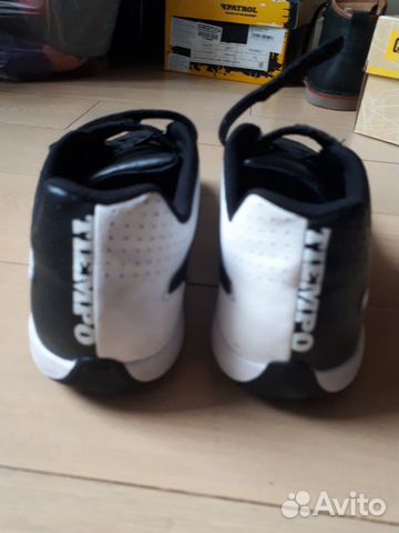 Nike кроссовки сороканожки 36,5
