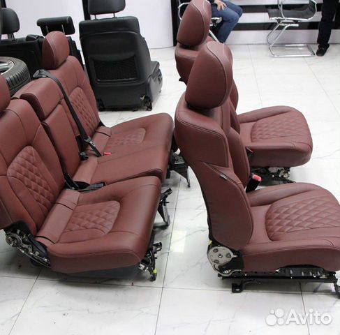 Перетяжка салона Toyota Land Cruiser 200