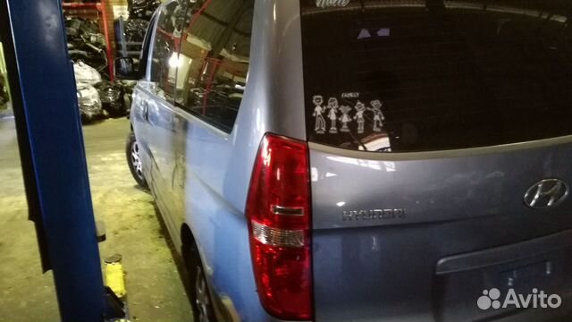 Разбор на запчасти Hyundai H-1 Starex