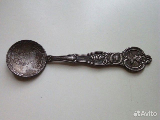 Шкатулка металл ложка короб кожа СССР кость павлин Шкатулка металл ложка короб кожа СССР кость павлин
