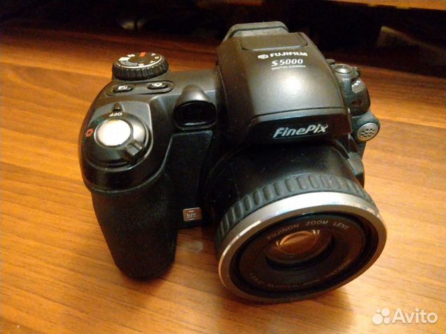 Фотоаппарат finepix, Canon EOS Фотоаппарат finepix, Canon EOS
