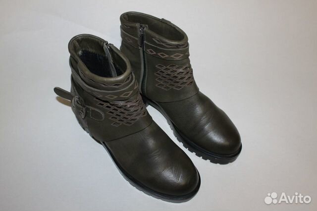 Женские тёмно-зелёные кожаные ботинки