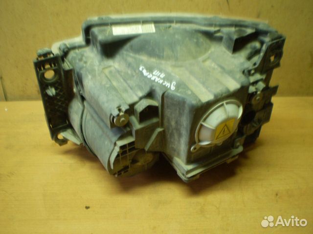 Фара правая Land Rover Discovery III 2005-2009 Фара правая Land Rover Discovery III 2005-2009