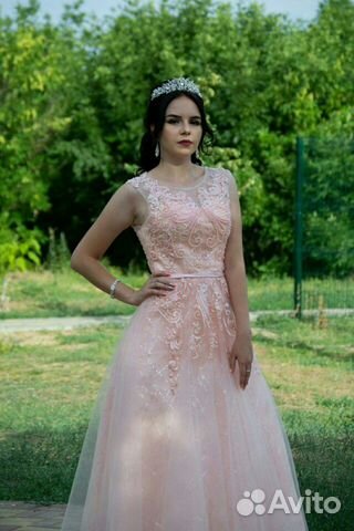 Вечернее платье