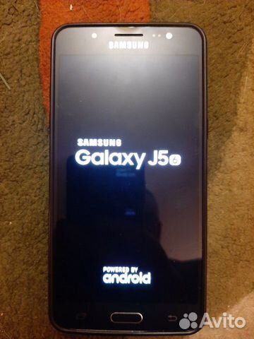 Телефон SAMSUNG J5 2016 Телефон SAMSUNG J5 2016