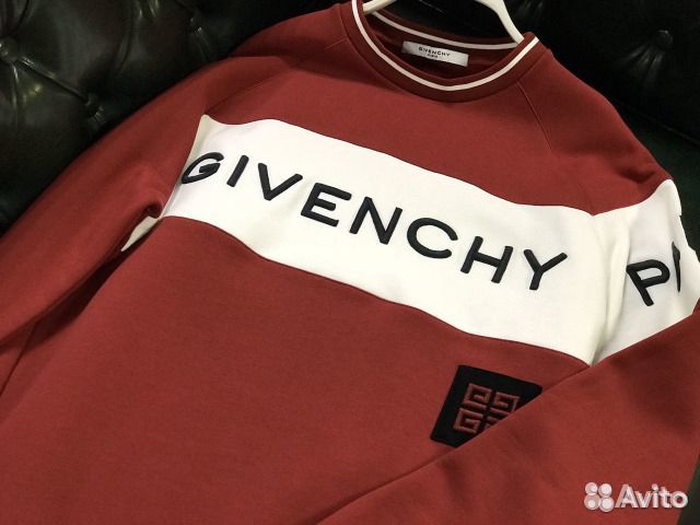 Красная Толстовка Givenchy с вышивкой Красная Толстовка Givenchy с вышивкой