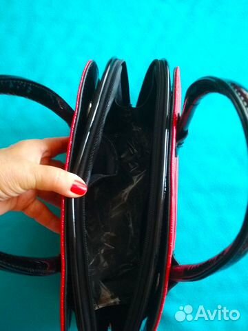 Сумка красная лаковая, новая Сумка красная лаковая, новая