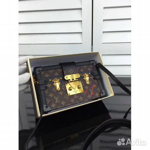 Cумка Louis Vuitton Petite Malle сундук Клатч Cумка Louis Vuitton Petite Malle сундук Клатч