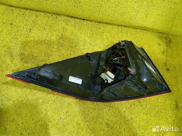 Фонарь правый внешний Mercedes M W166 (11-15) A166 Фонарь правый внешний Mercedes M W166 (11-15) A166