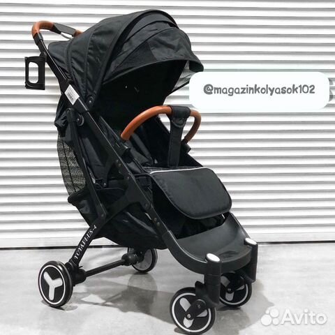 Коляска прогулочная