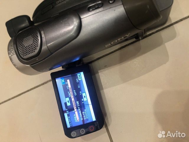 Видеокамера Sony DCR-DVD403E Видеокамера Sony DCR-DVD403E