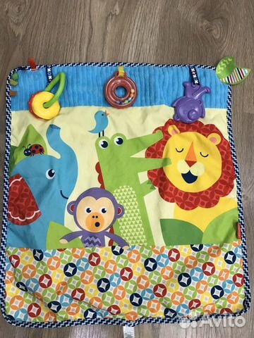 Развивающий коврик fisher price на коляску