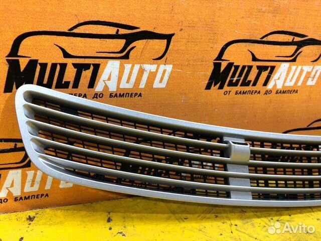 Решетка капота Mercedes C-Classe W203 2000-2007