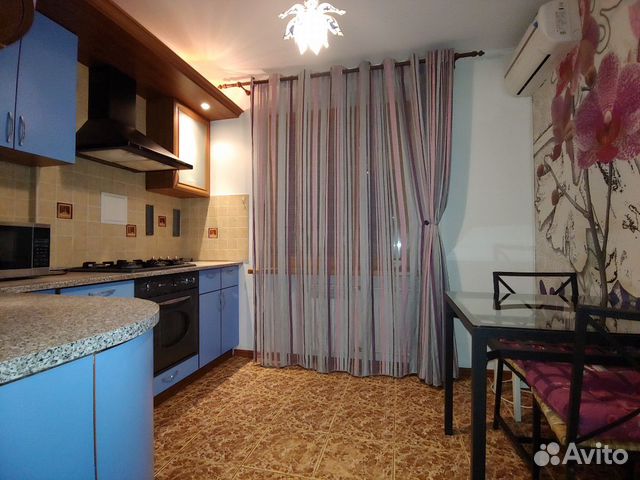 2-к квартира, 65 м², 5/10 эт.
