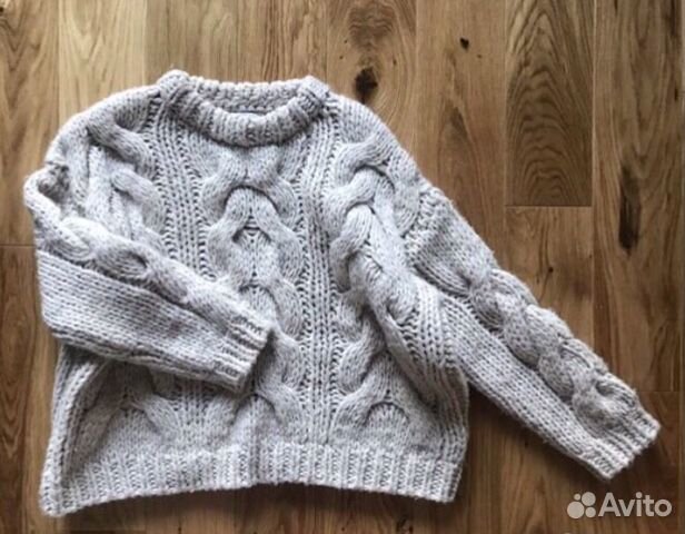 Свитер крупной вязки Свитер крупной вязки