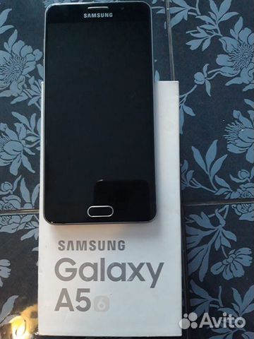 Телефон SAMSUNG Galaxy A5 Телефон SAMSUNG Galaxy A5