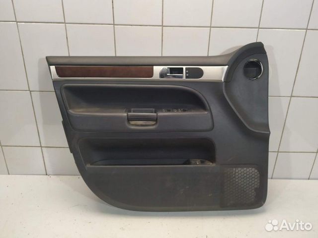 Обшивка передняя левая 7L6867011AE VW Touareg 2002 Обшивка передняя левая 7L6867011AE VW Touareg 2002