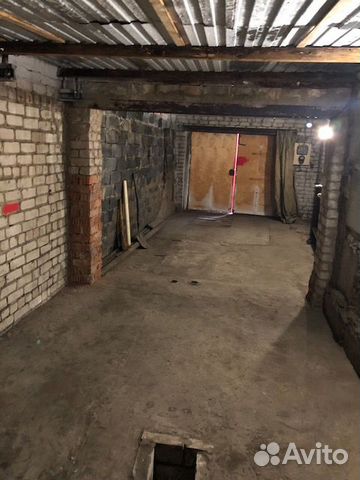 Гараж, > 30 м²