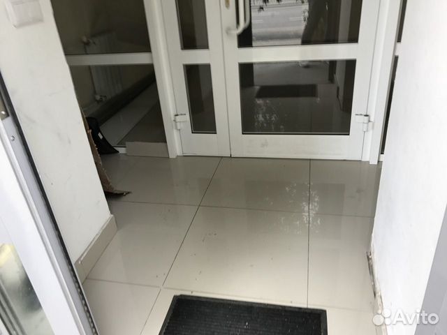 Помещение под магазин, офис