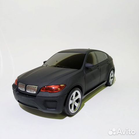 Музыкальная колонка в виде автомобиля BMW