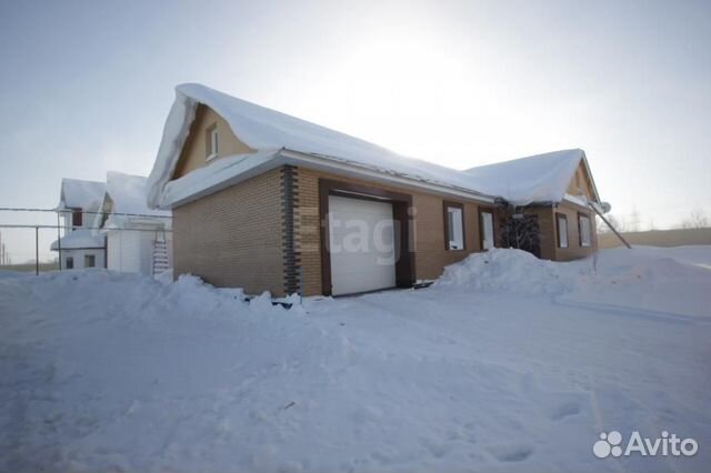 Коттедж 231.8 м² на участке 12 сот.