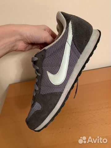 Кроссовки Nike