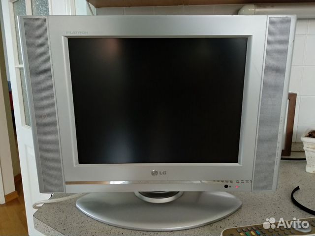 Телевизор LG Flatron LCD 15 Телевизор LG Flatron LCD 15