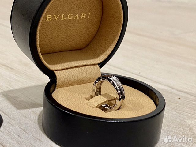 Bvlgari Кольцо 15 в 1 полосу,Оригинал,белое золото Bvlgari Кольцо 15 в 1 полосу,Оригинал,белое золото