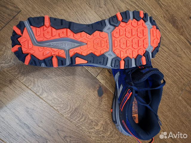 Кроссовки New Balance 410 v6 Кроссовки New Balance 410 v6