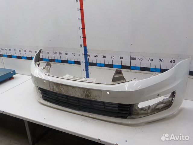 Бампер передний на Volkswagen Polo (Sed RUS) Бампер передний на Volkswagen Polo (Sed RUS)