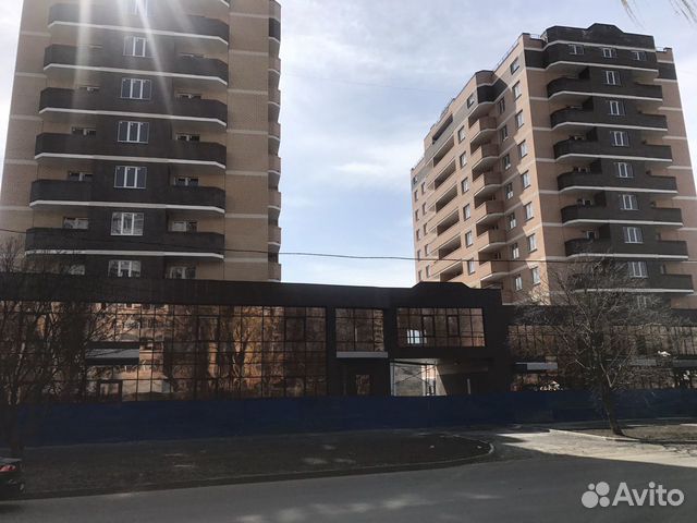 1-к квартира, 42 м², 4/10 эт.