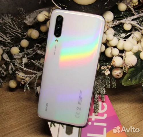 Xiaomi Mi 9 lite,6/64 gb,white,новый