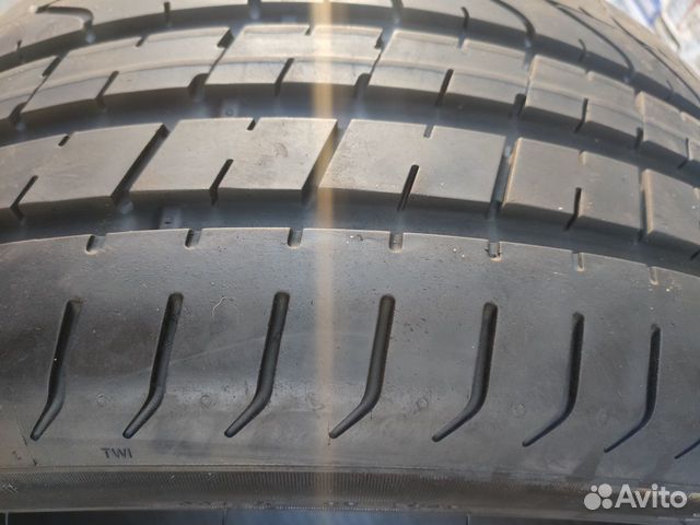 255 35 19 Pirelli Pzero
