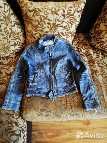 Куртка джинсовая